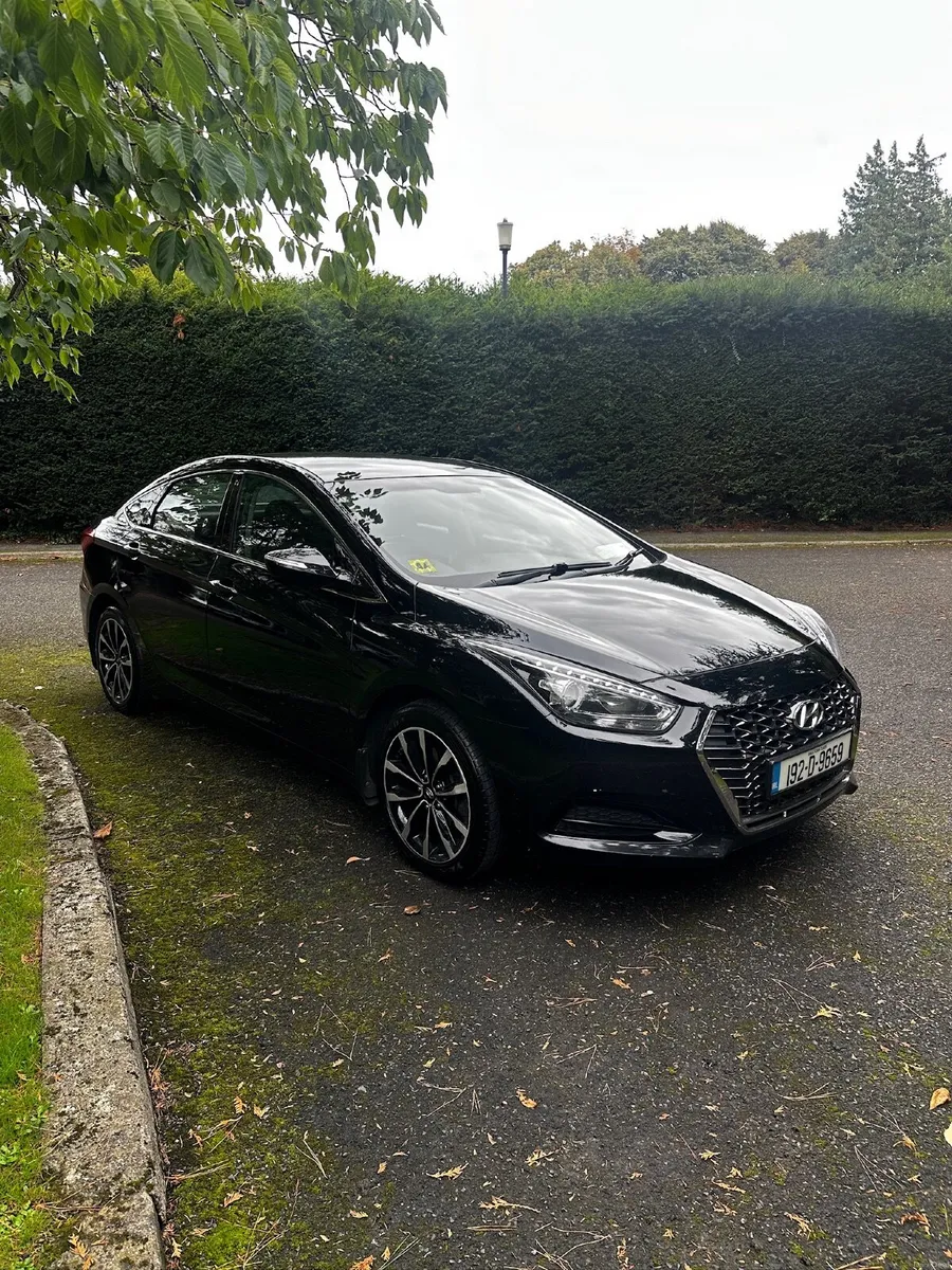 Hyundai i40  (07-27 NCT) low mileage - Image 1