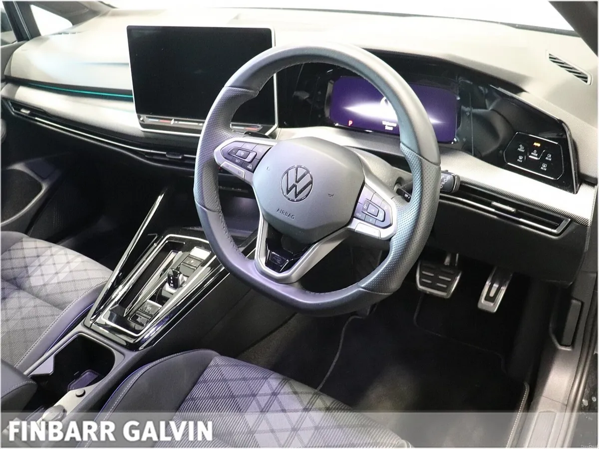 VW GOLF R-LINE 1.5 TSI MHEV 150HP DSG - Image 5