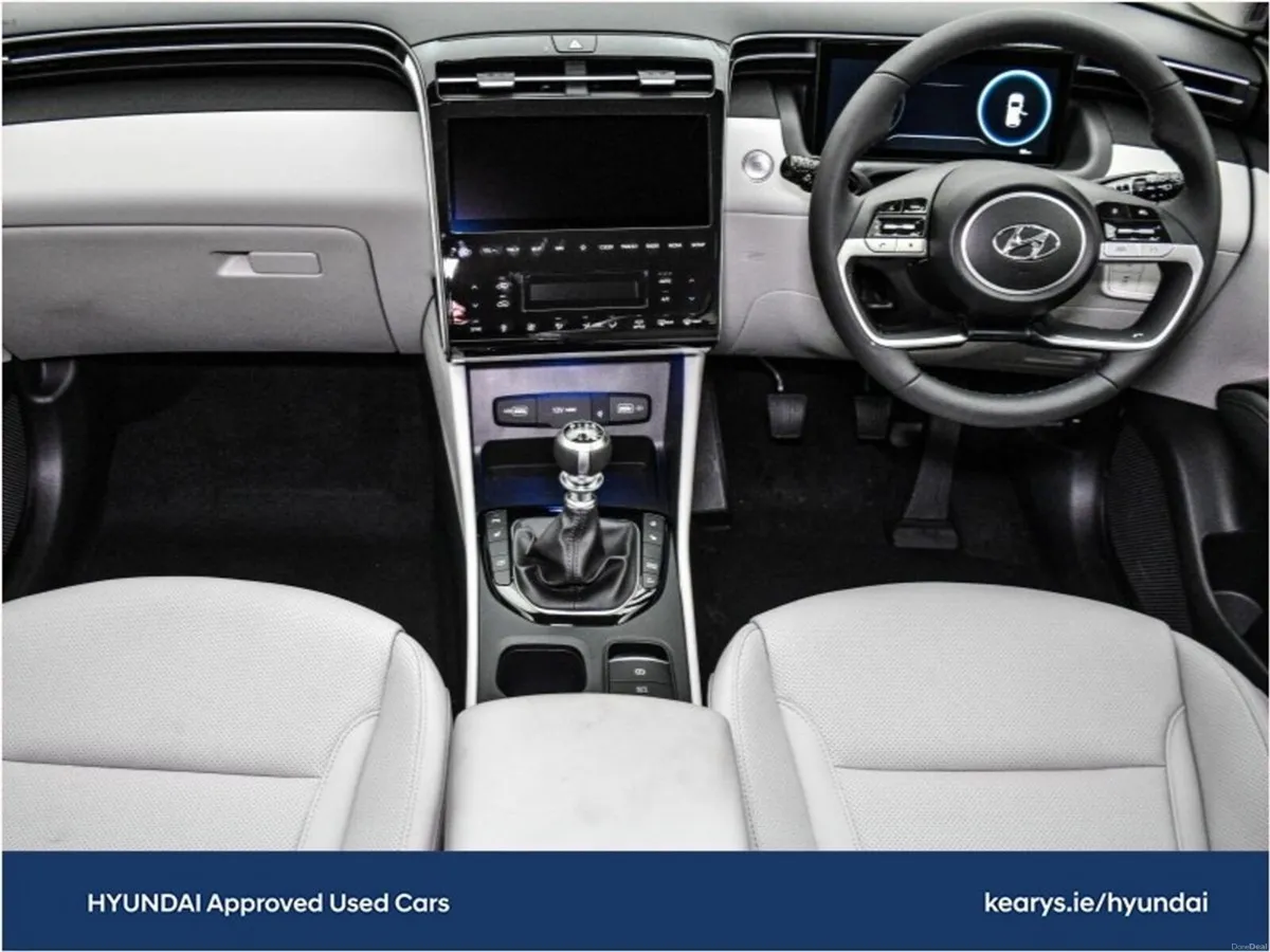 Hyundai Tucson 2WD Executive Plus - Image 4