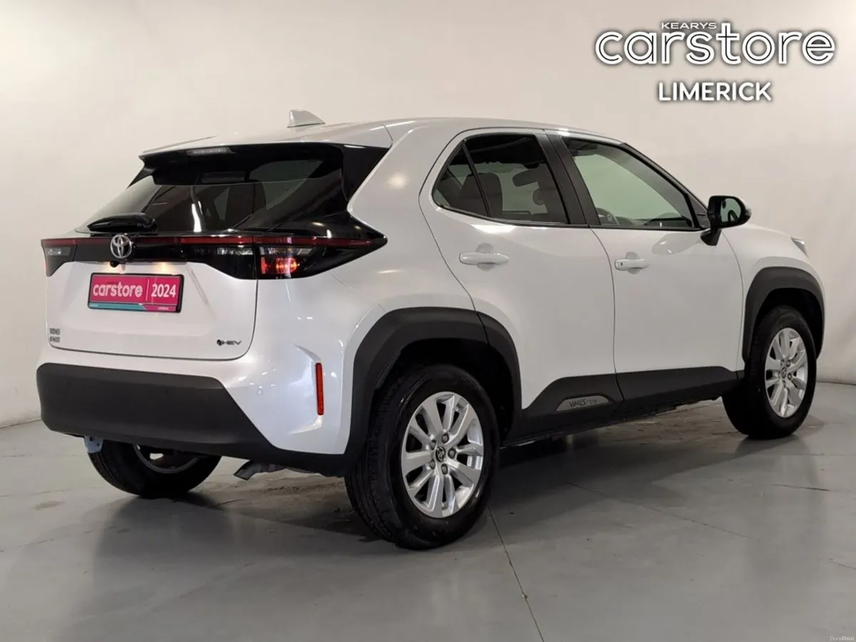 Toyota Yaris Cross HEV G Model - Image 3