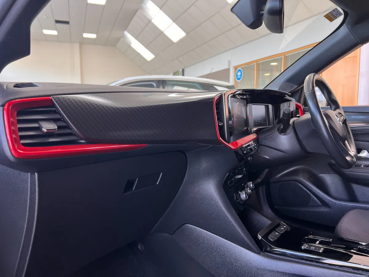 2025 AUTO E *VALUE ALERT* Next To New Massive Spec - Image 5