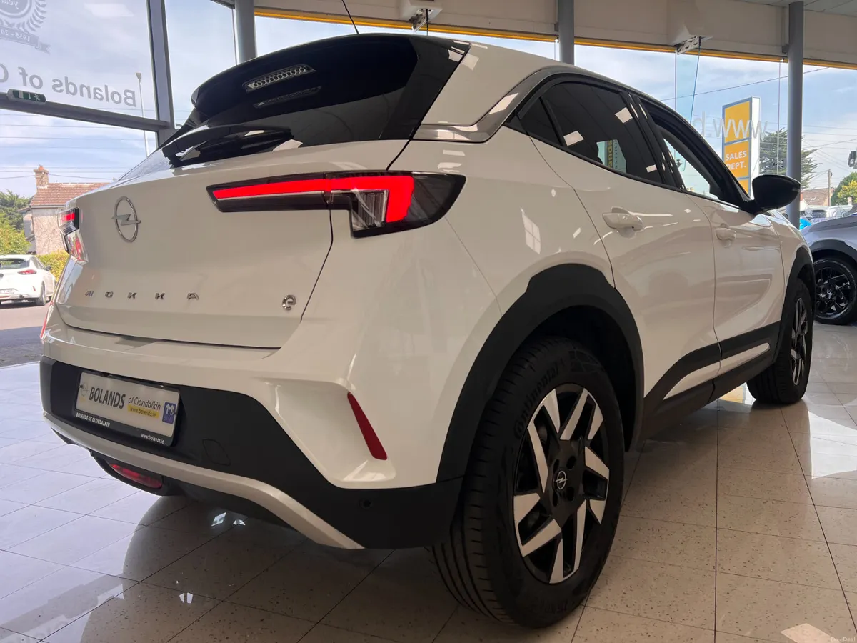 2025 8000kms As New AUTO E Now On Sale - Image 2
