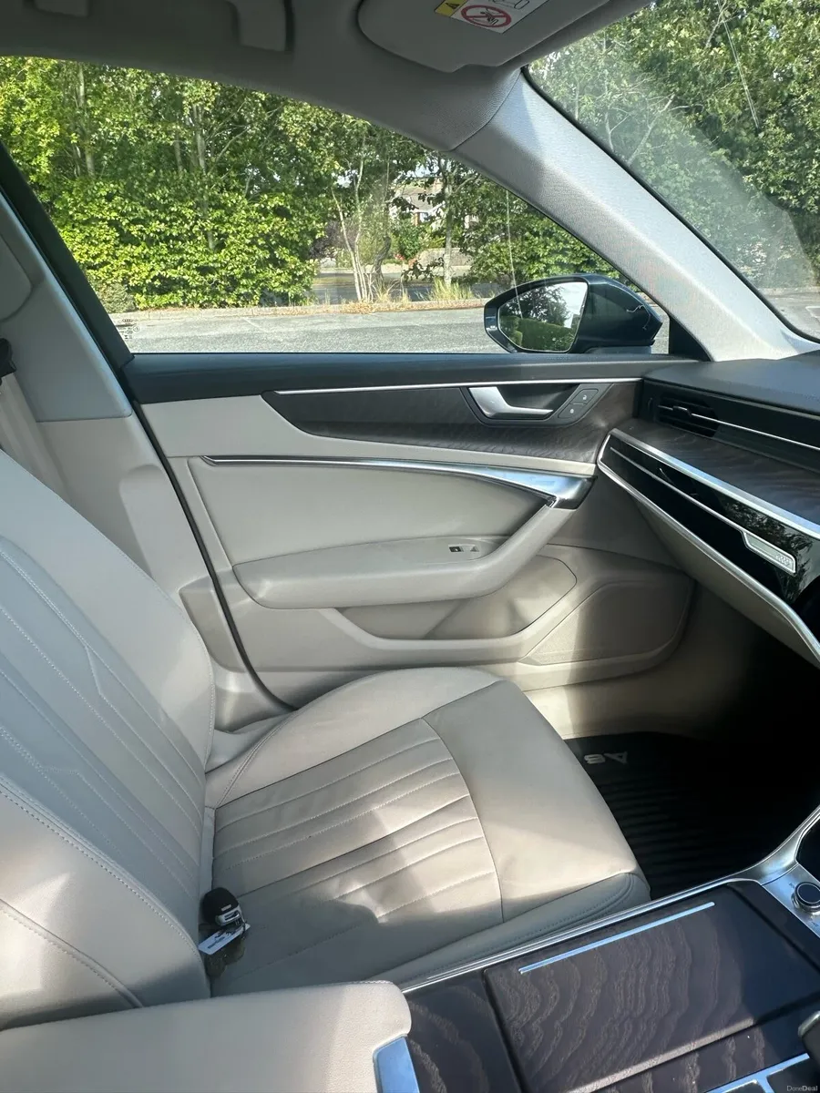 Audi A6 - Image 2