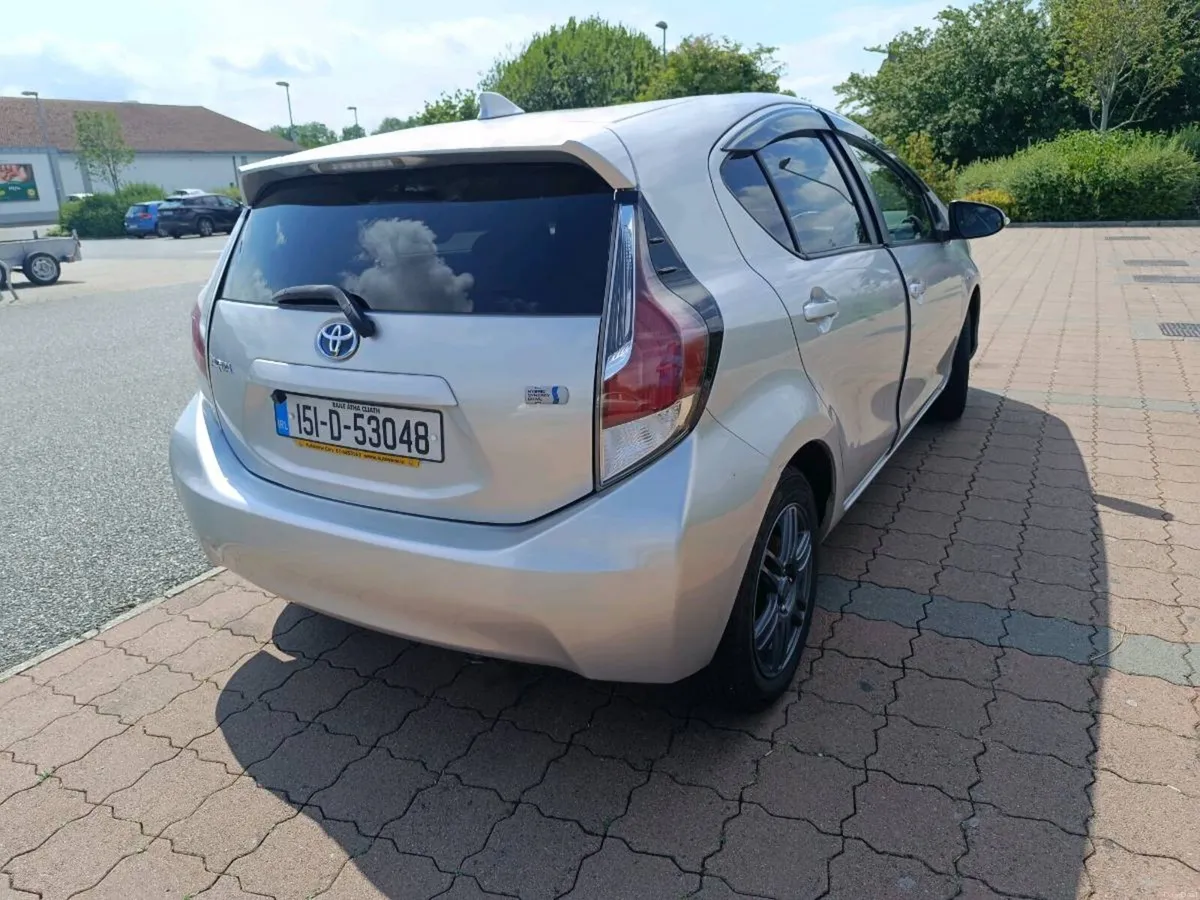 Toyota Aqua 2015 - Image 5