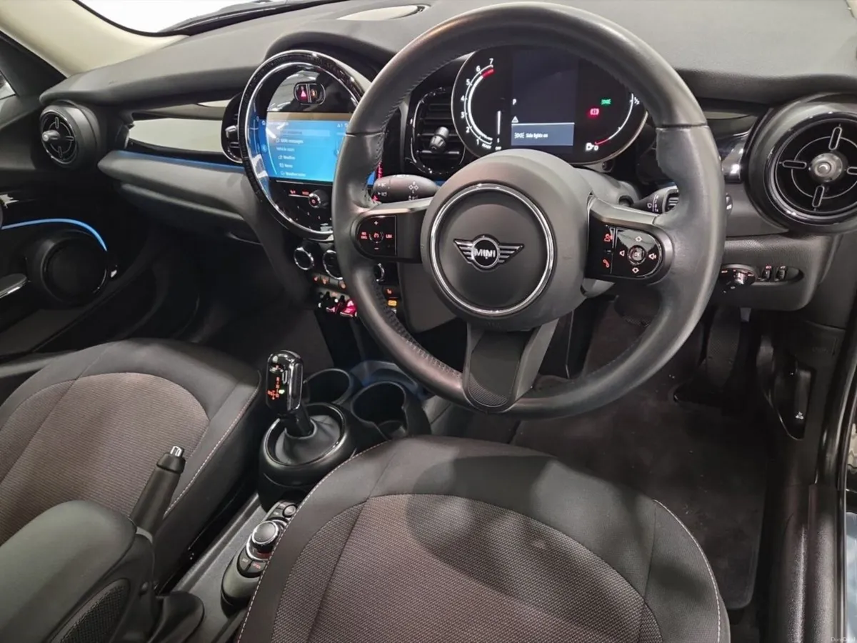 Mini Cooper Cooper Classic Auto - Image 6