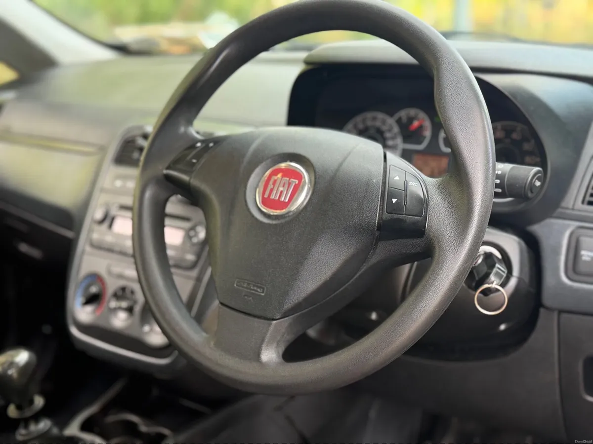 Fiat Punto 2010 1.2 petrol  nct 7/27 NO OFFERS! - Image 4