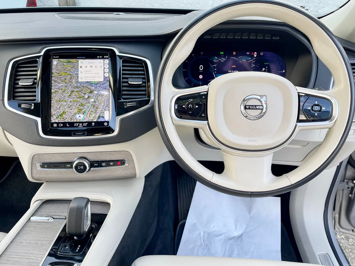 Volvo XC90 T8 Recharge PHEV Plus Dark AWD Auto2023 - Image 6