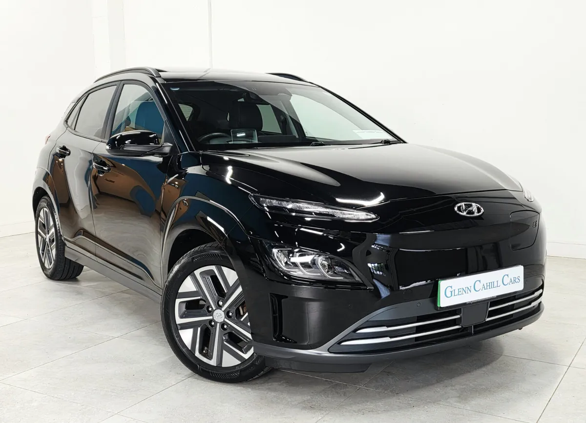 2023 Hyundai KONA 64 kWh Ultimate - SOH 96.8% - Image 1