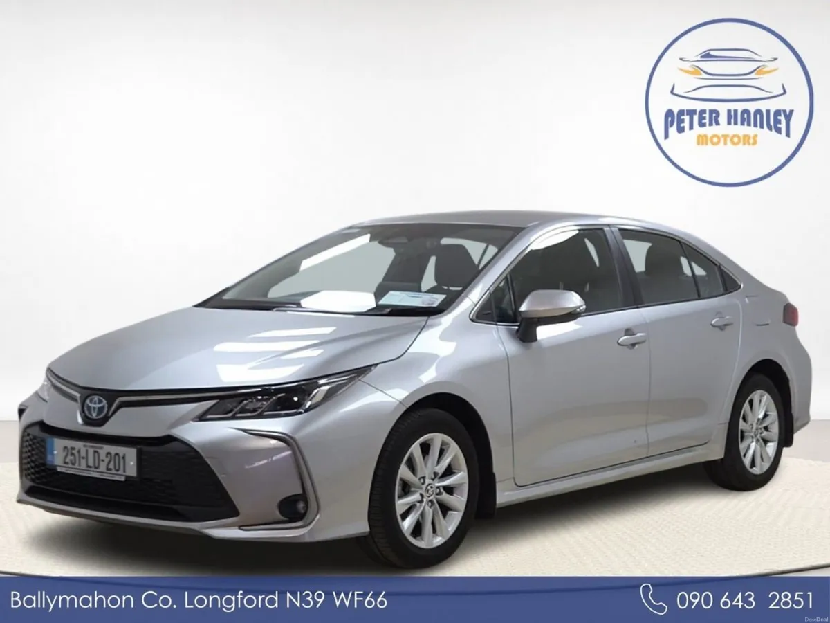 Toyota Corolla 1.8 Hybrid Luna Saloon - Image 3