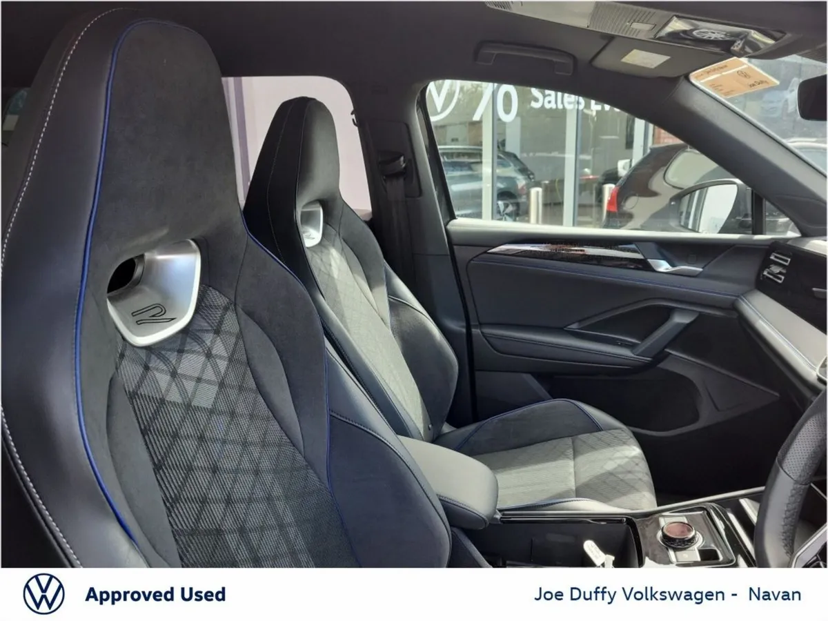 Volkswagen Tiguan R-LINE 1.5TSI PHEV AUTO - Image 3