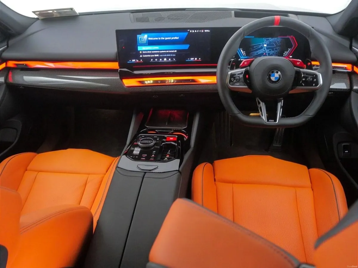 BMW M5 Saloon - Image 4
