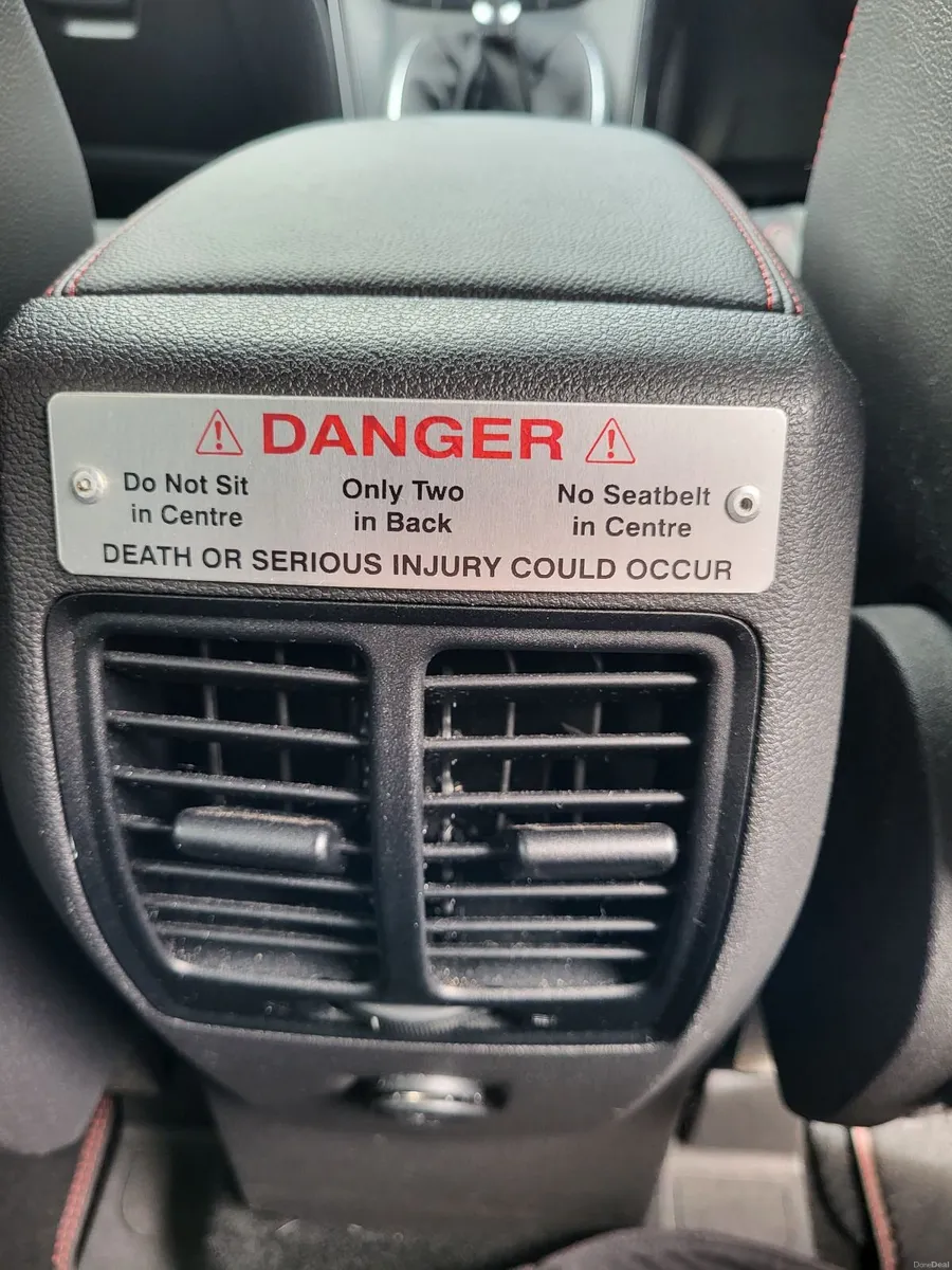 Ford Kuga 2018 Crew Cab. - Image 2