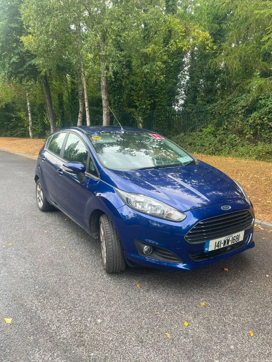 Ford Fiesta 2014 - Image 2