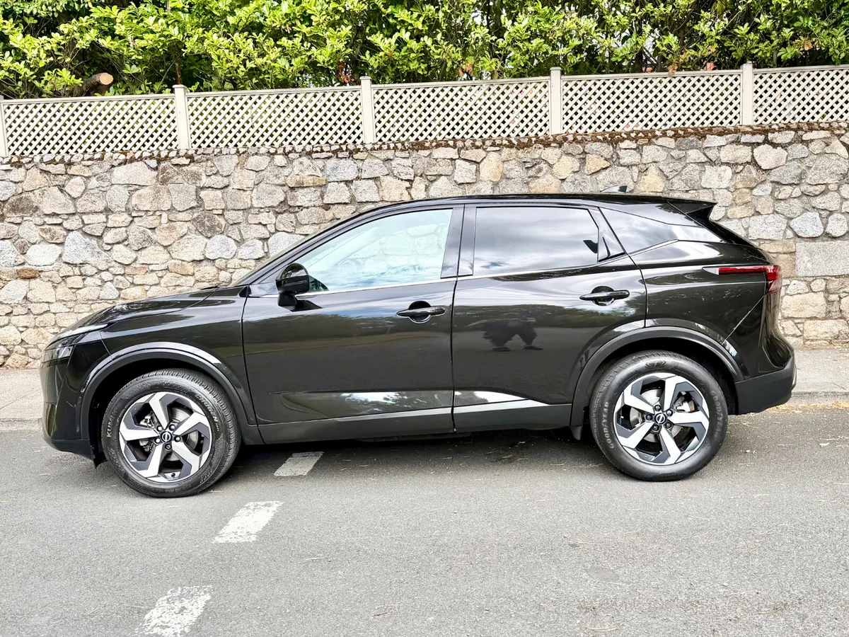 Nissan Qashqai 2022!! SV 1.3 HYB PREMIUM!!! - Image 4