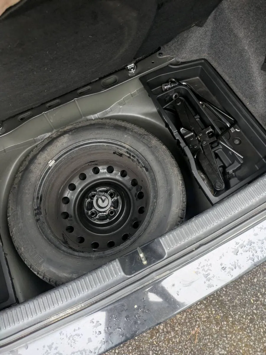 Toyota Corolla NCT and Taxed - Image 6
