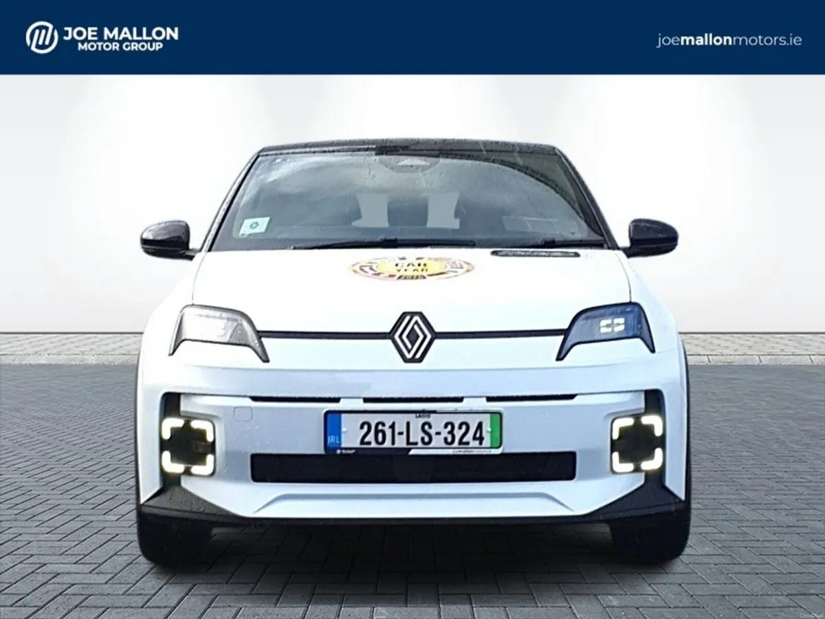 Renault 5 E-Tech Techno 52kwh - Image 3