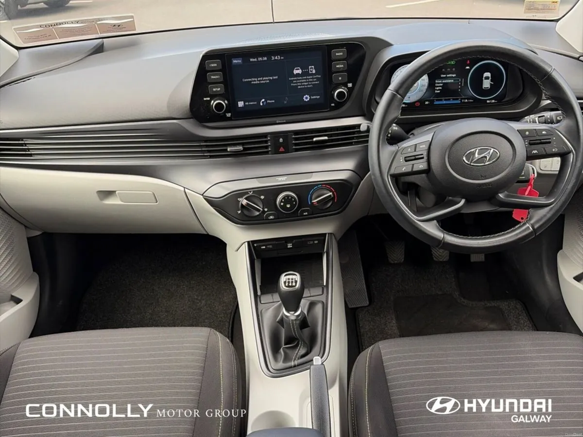 Hyundai i20 1.2 Launch Edition 2 Tone Roof - Image 4