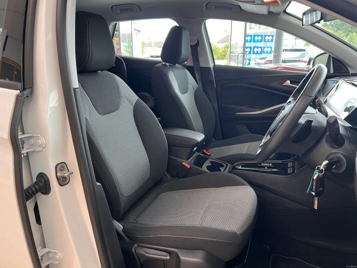 2024 18,000 Kms AUTO Diesel €28,950 As New - Image 4
