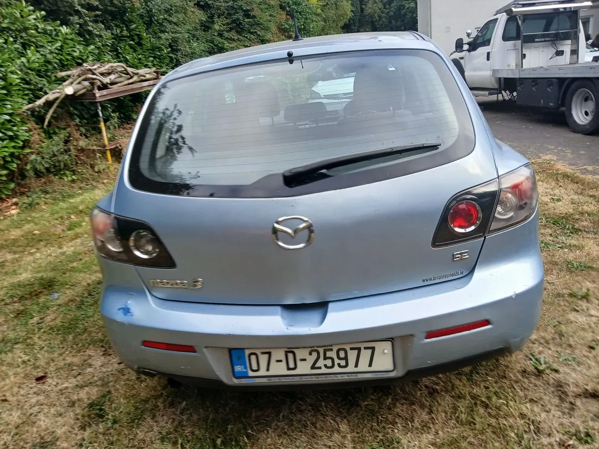 Mazda Mazda3  1.4 petrol. - Image 5