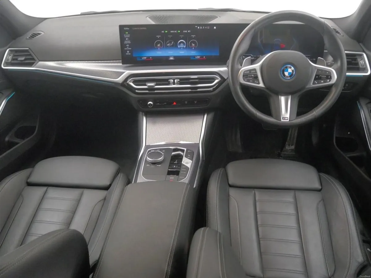 BMW 3-Series 330e M Sport Saloon - Image 4