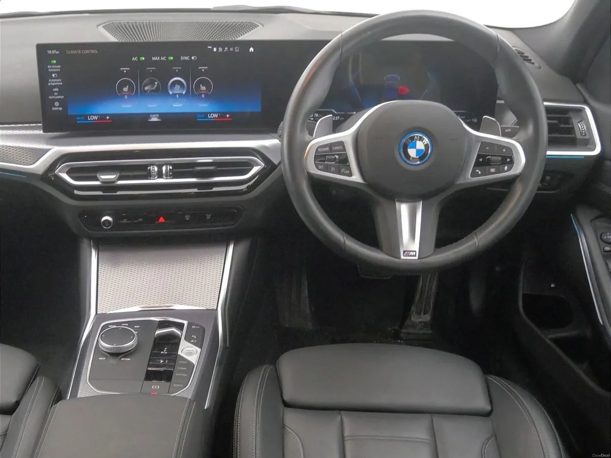 BMW 3-Series 330e M Sport Saloon - Image 5