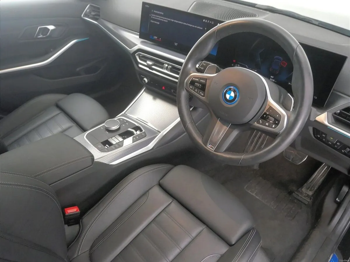 BMW 3-Series 330e M Sport Saloon - Image 6