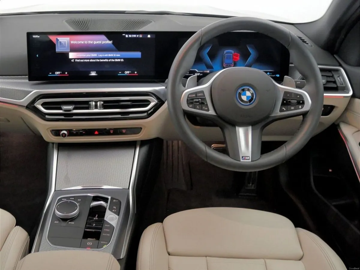 BMW 3-Series 330e M Sport Saloon - Image 5