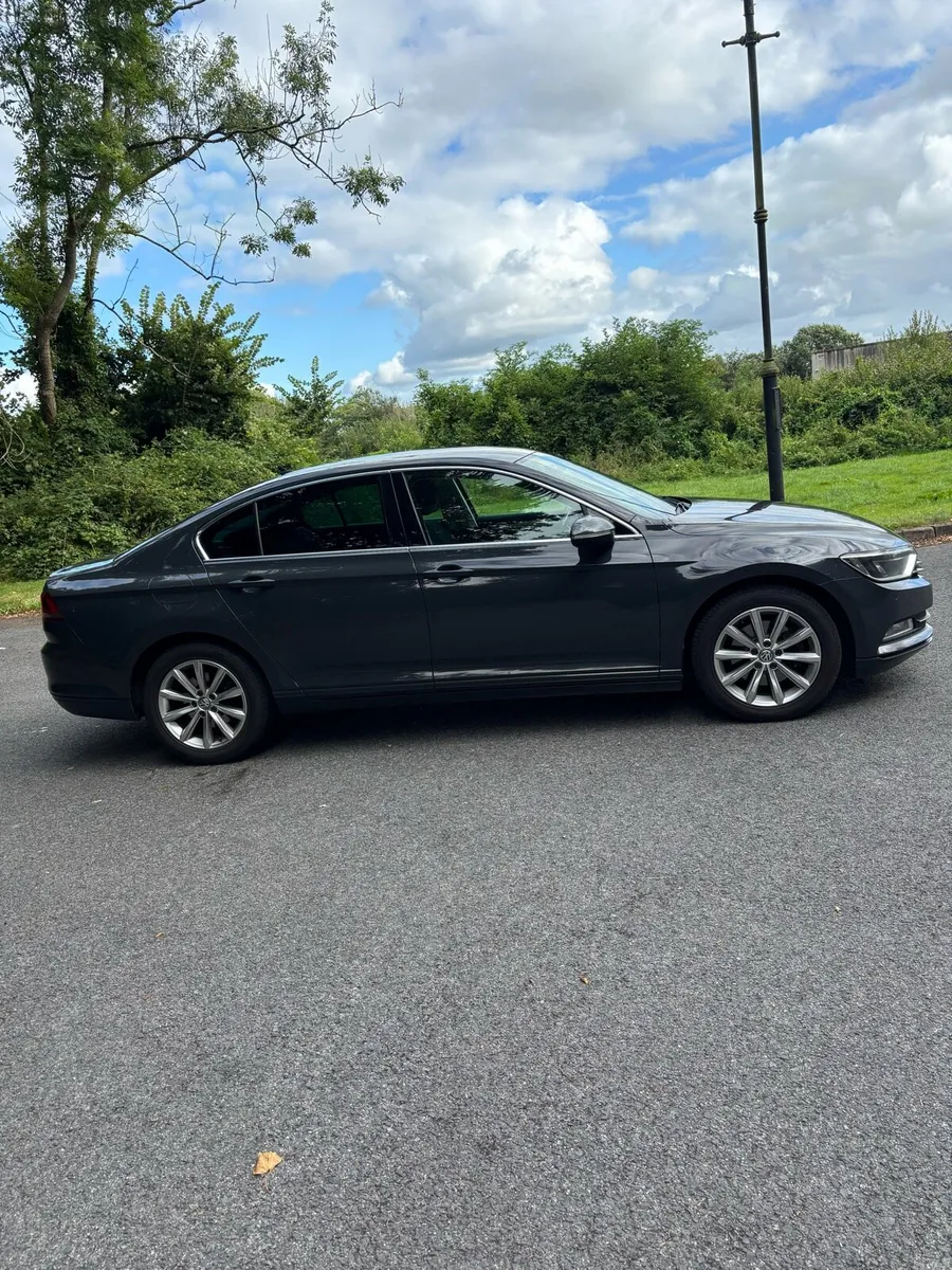 Volkswagen Passat 2.0 TDI - Image 4