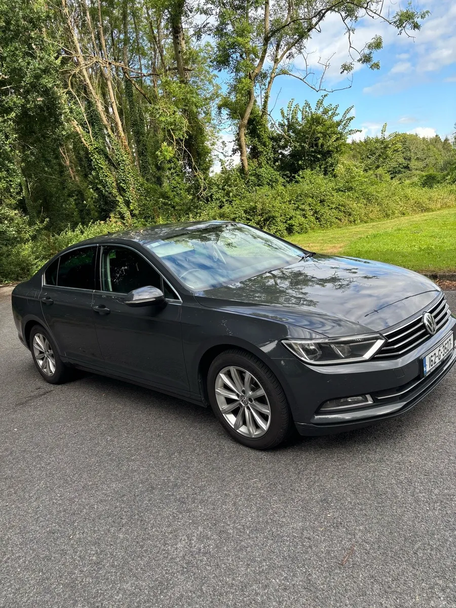 Volkswagen Passat 2.0 TDI - Image 2