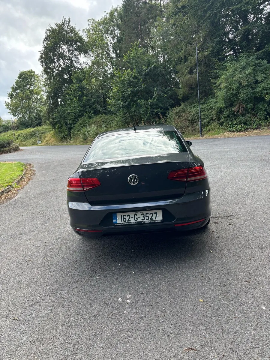Volkswagen Passat 2.0 TDI - Image 6