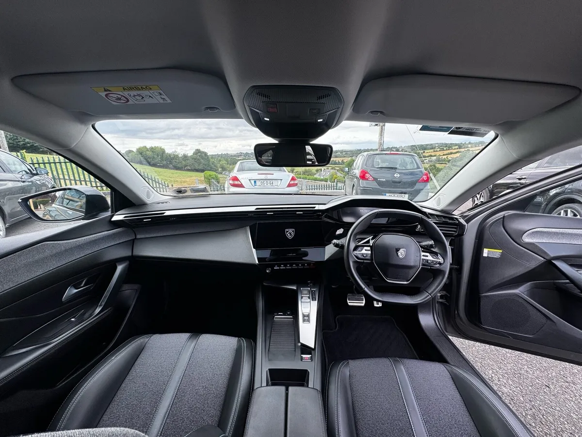 PEUGEOT 308 Diesel Estate Auto. PRICE REDUCTION - Image 5