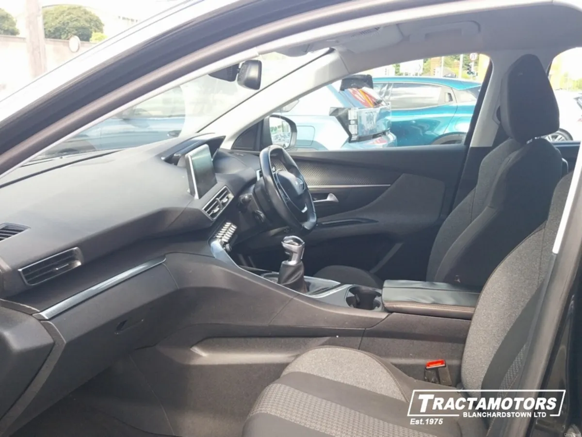 Peugeot 5008 ACTIVE 1.2 130 4DR - Image 4