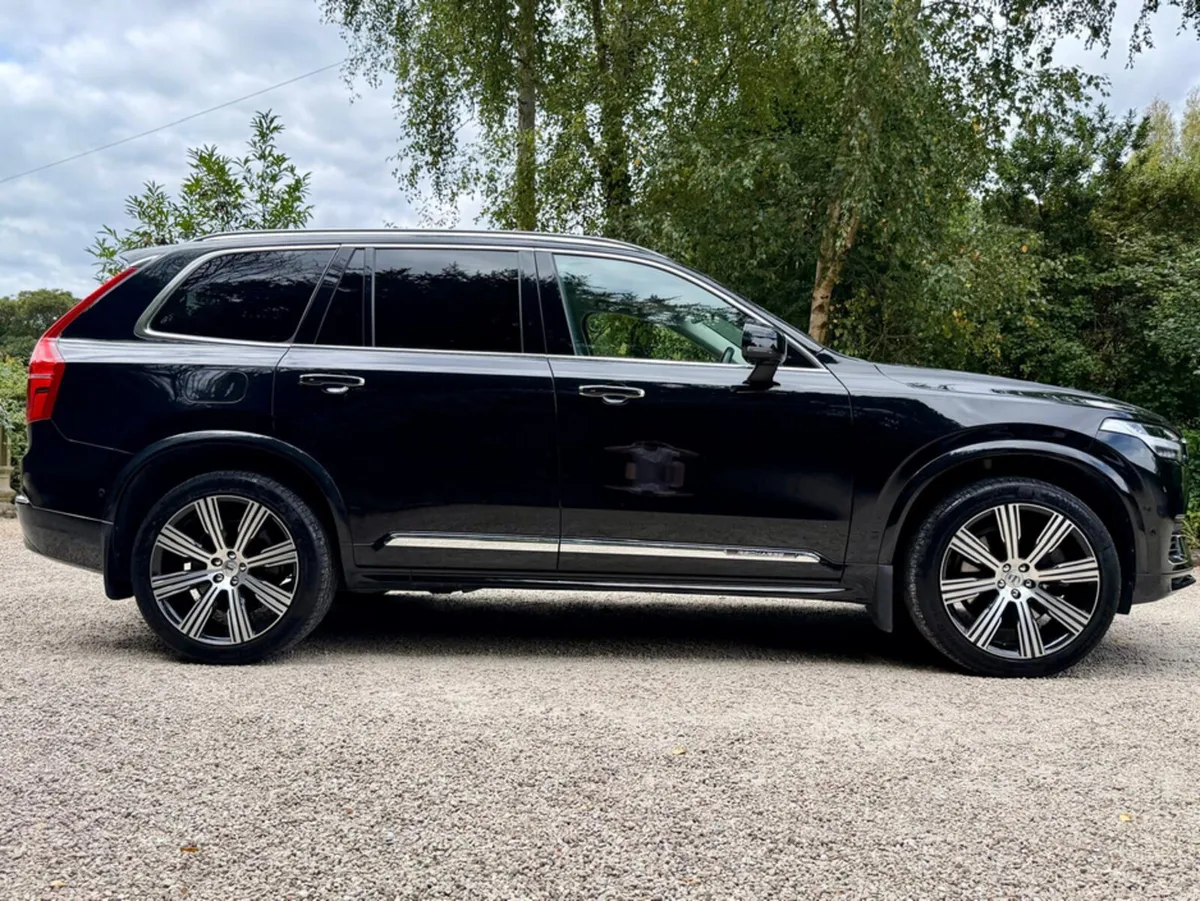 Volvo XC90 T8 PLUS BRIGHT AWD *Full Volvo Service - Image 5