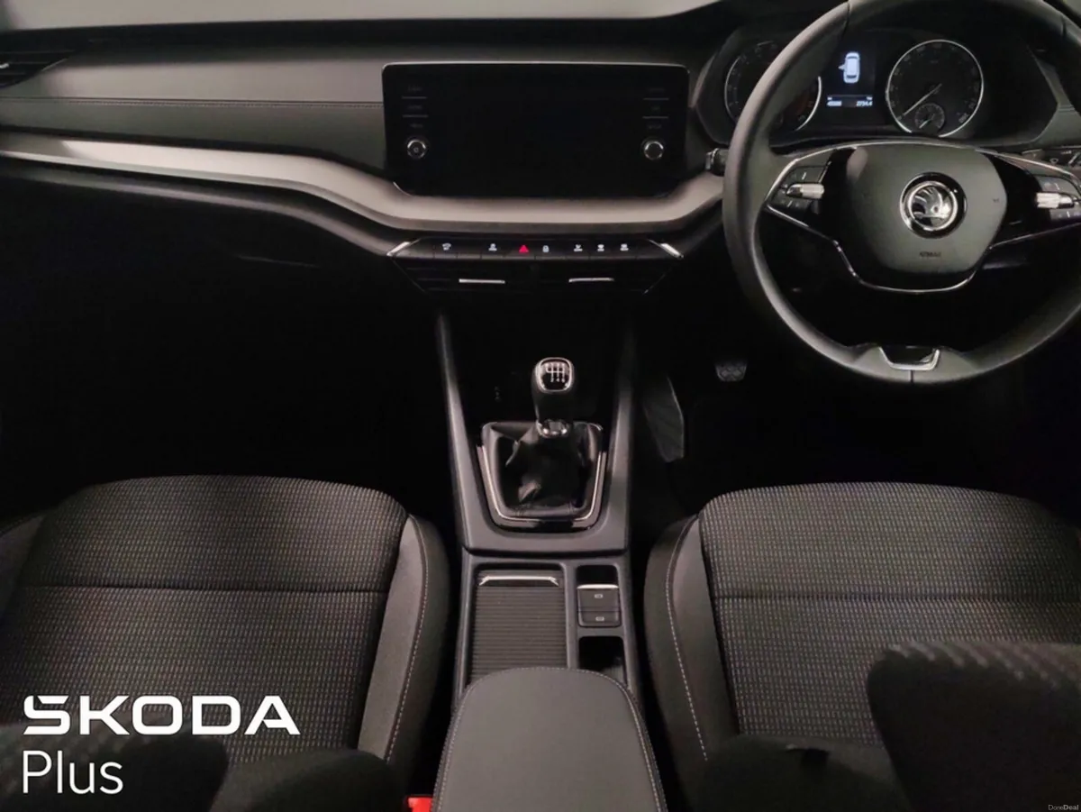 Skoda Octavia C AMBITION 2.0 TDI 1 - Image 2