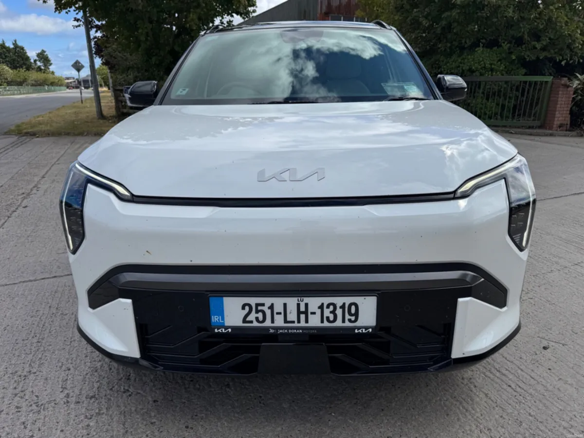 Kia EV3 EARTH GT LINE LONG RANGE - Image 5