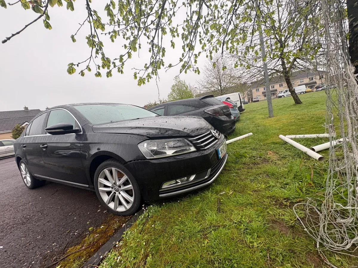 Volkswagen Passat 2014 - Image 4