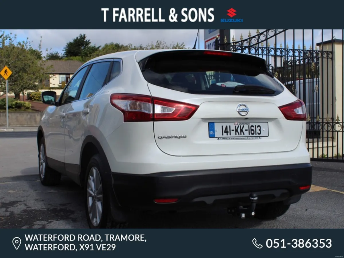 Nissan Qashqai 1.2 SV CONNECT 4DR - Image 3