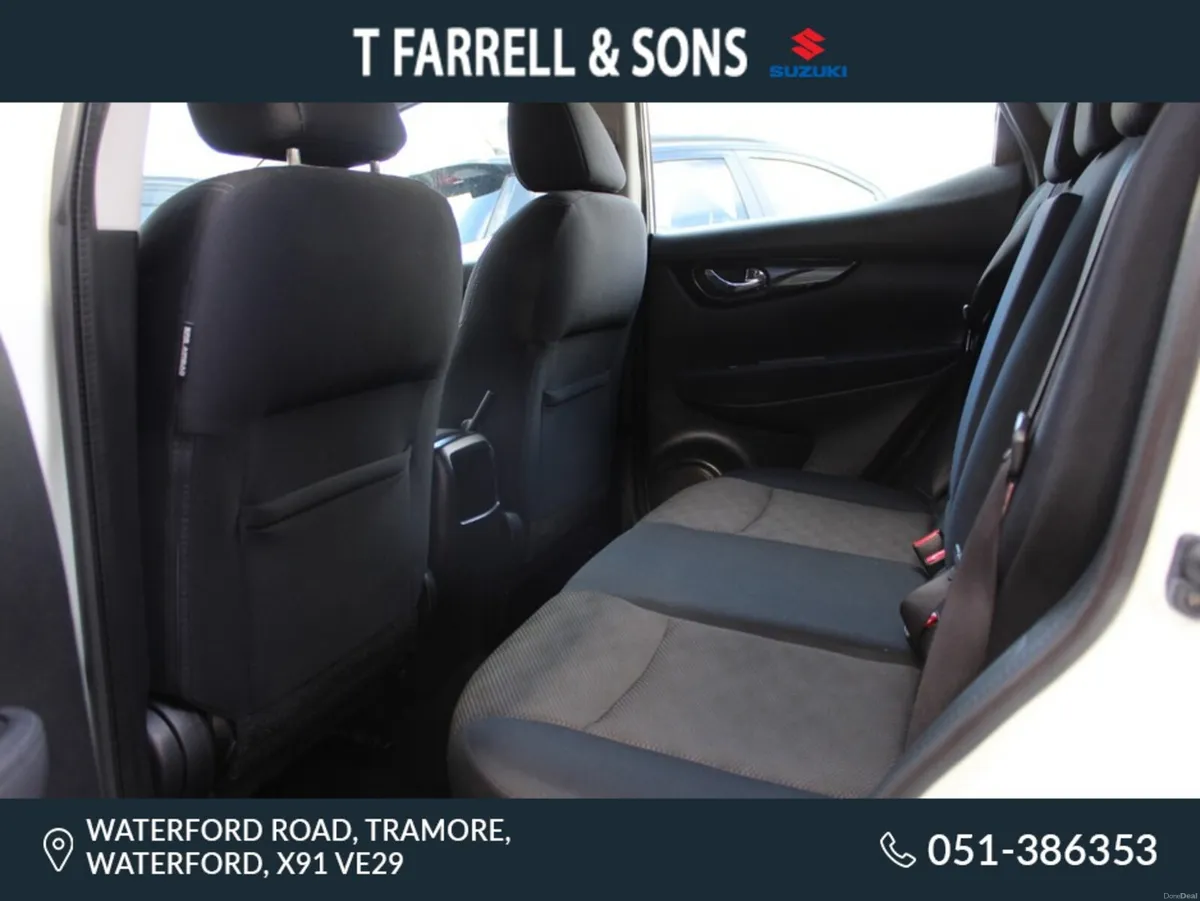 Nissan Qashqai 1.2 SV CONNECT 4DR - Image 5