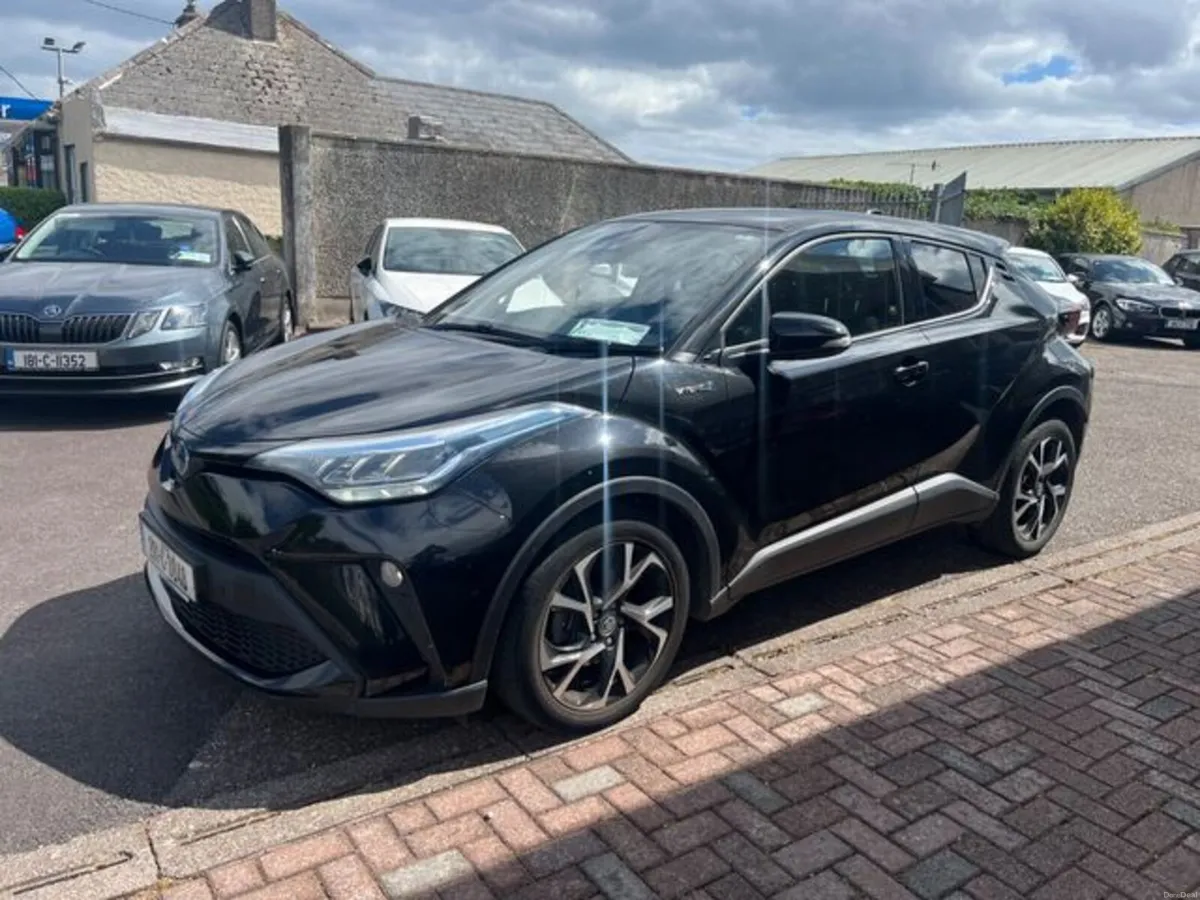 Toyota C-HR 1.8 Hybrid Sport 4DR Auto - Image 2