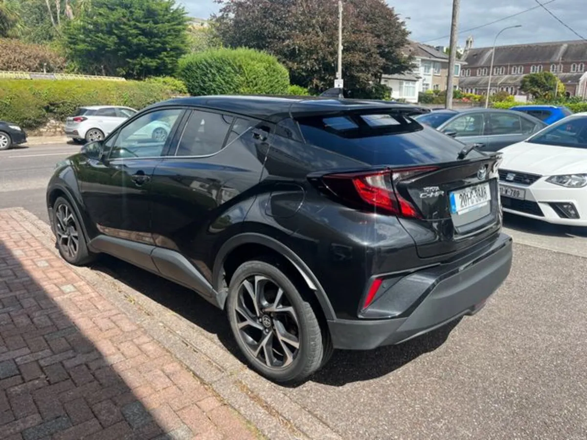 Toyota C-HR 1.8 Hybrid Sport 4DR Auto - Image 3
