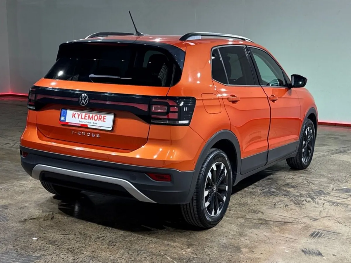 Volkswagen T-Cross 1.0 TSI ACTIVE AUTOMATIC - UPGR - Image 3
