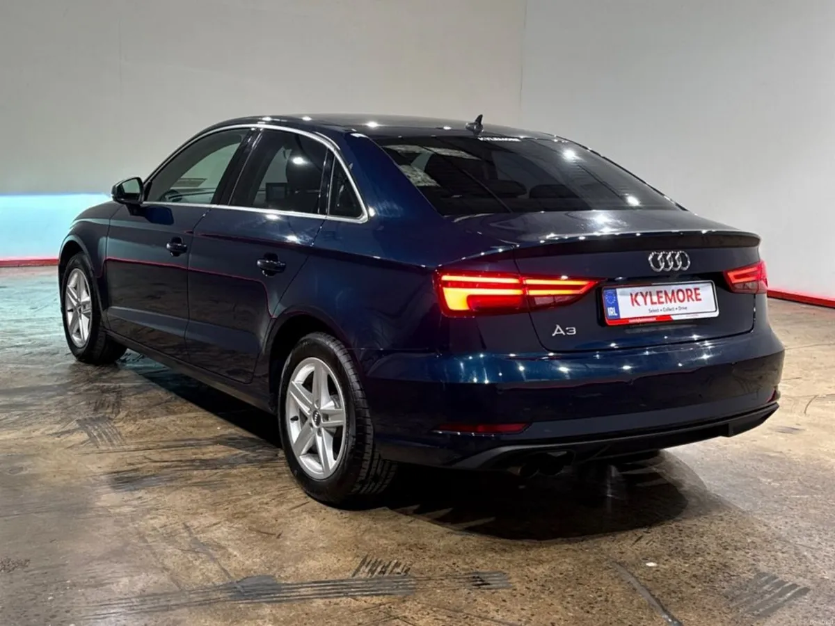 Audi A3 SALOON 1.4 TFSI AUTOMATIC - FACTORY ALLOYS - Image 5