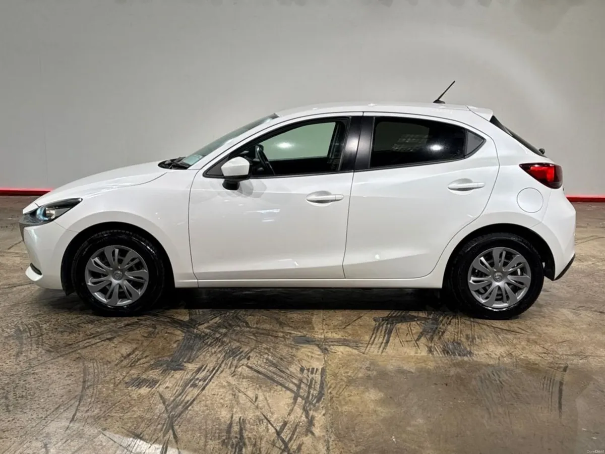 Mazda Mazda2 1.5 AUTOMATIC - PUSH BUTTON START/STO - Image 6