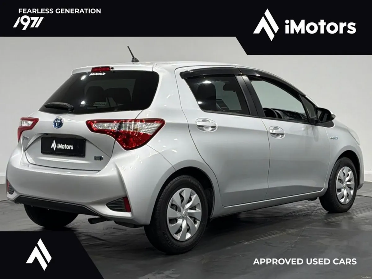 Toyota Yaris VITZ HYBRID AUTOMATIC - Image 3