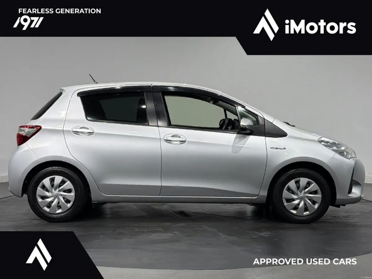 Toyota Yaris VITZ HYBRID AUTOMATIC - Image 2