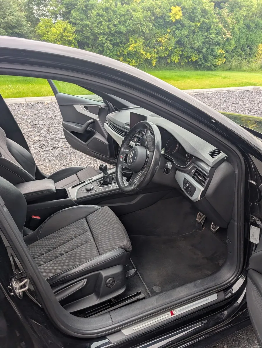 Audi A4 2016 (162) 2.0 TDI S LINE 190PS 4DR - Image 2