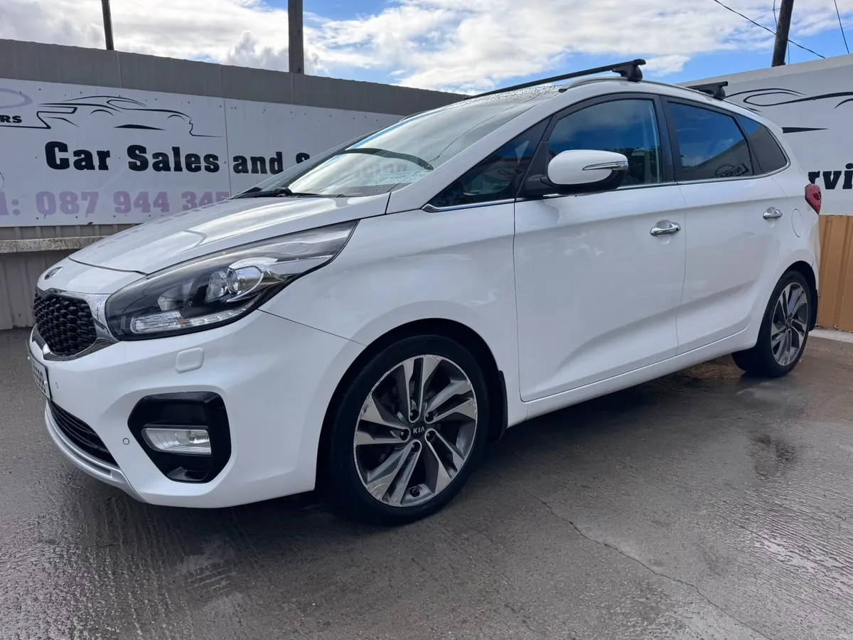 172 Kia Carens 1.7D GSE  High Spec 7 Seater - Image 4