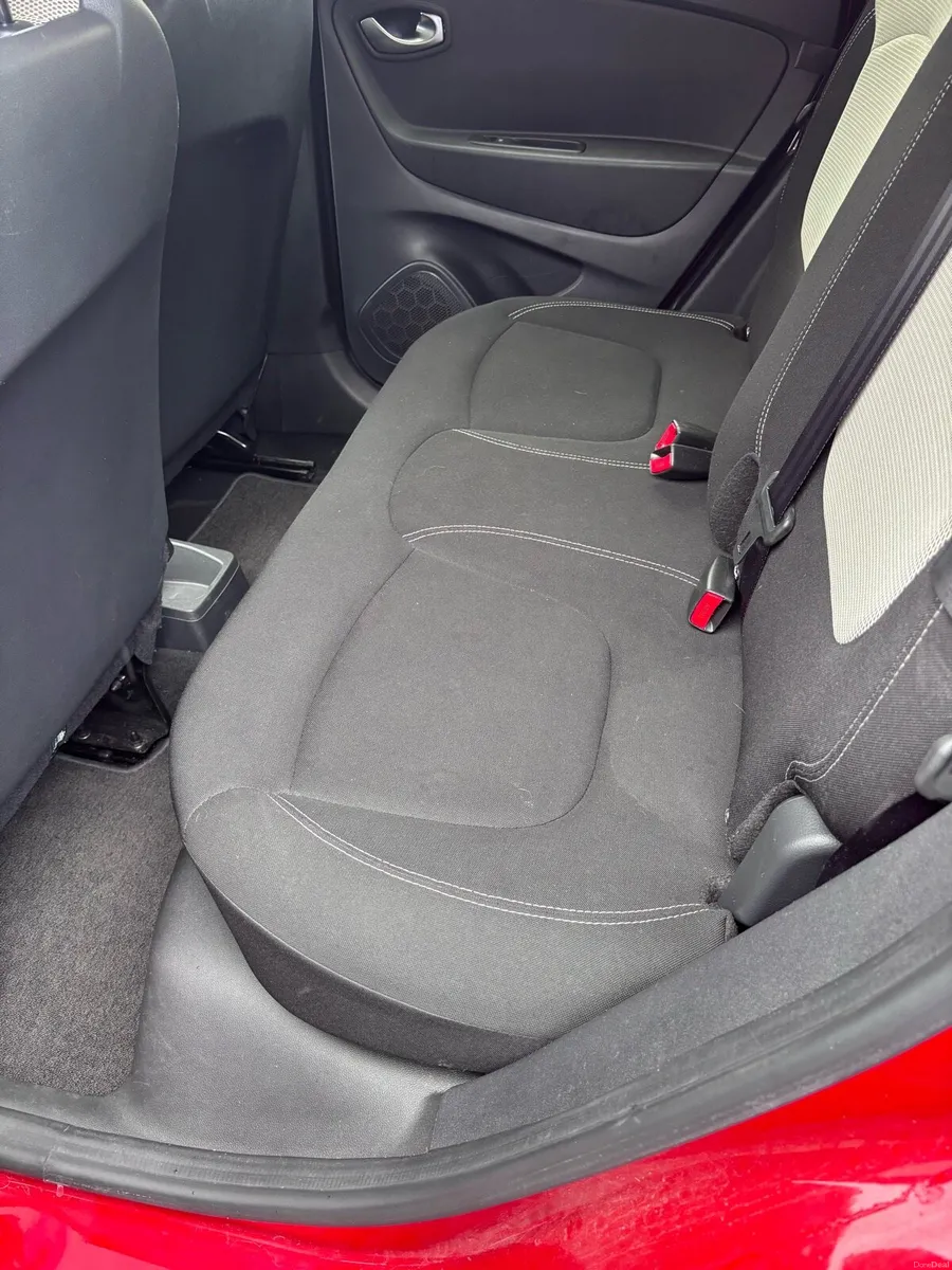 Car - Image 5