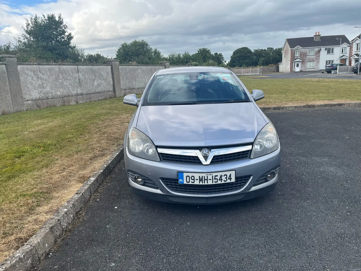 Vauxhall Astra 2009 - No NCT - Image 2