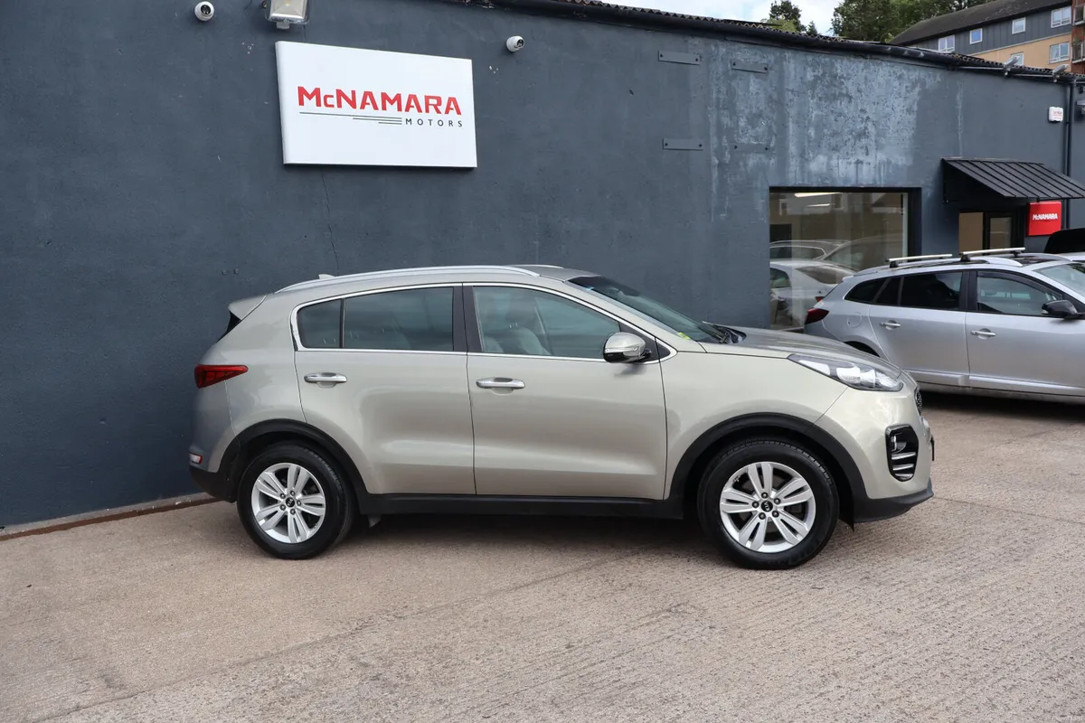 Kia Sportage Platinum 1 Owner 87,000Km Exceptional - Image 2